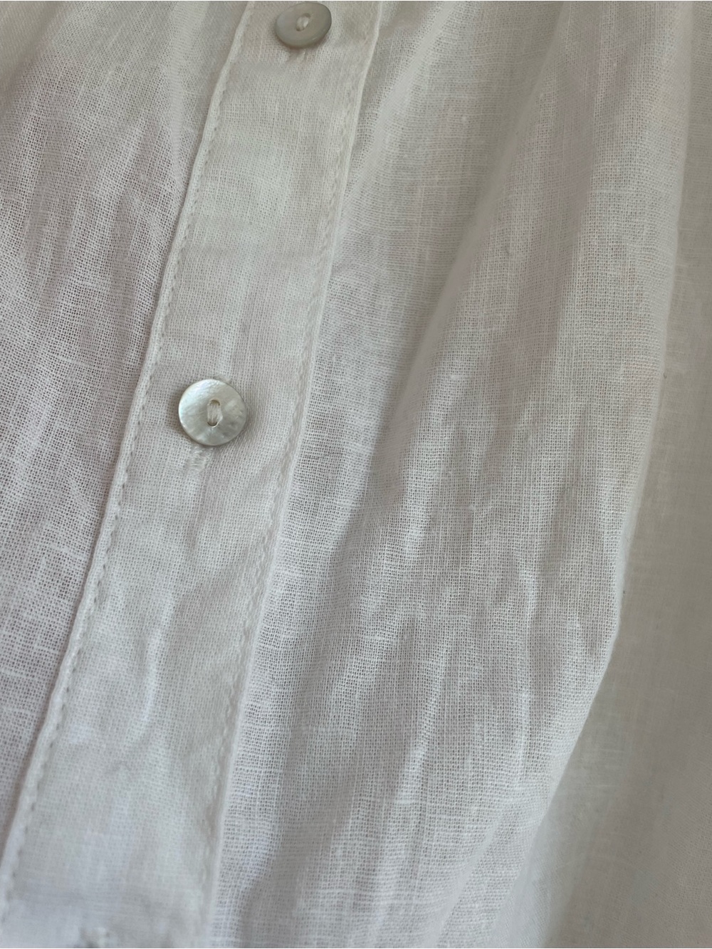 Linen-Blend Flutter Sleeve Button Up Ruffled Blouse Size Small - Picture 7 of 11